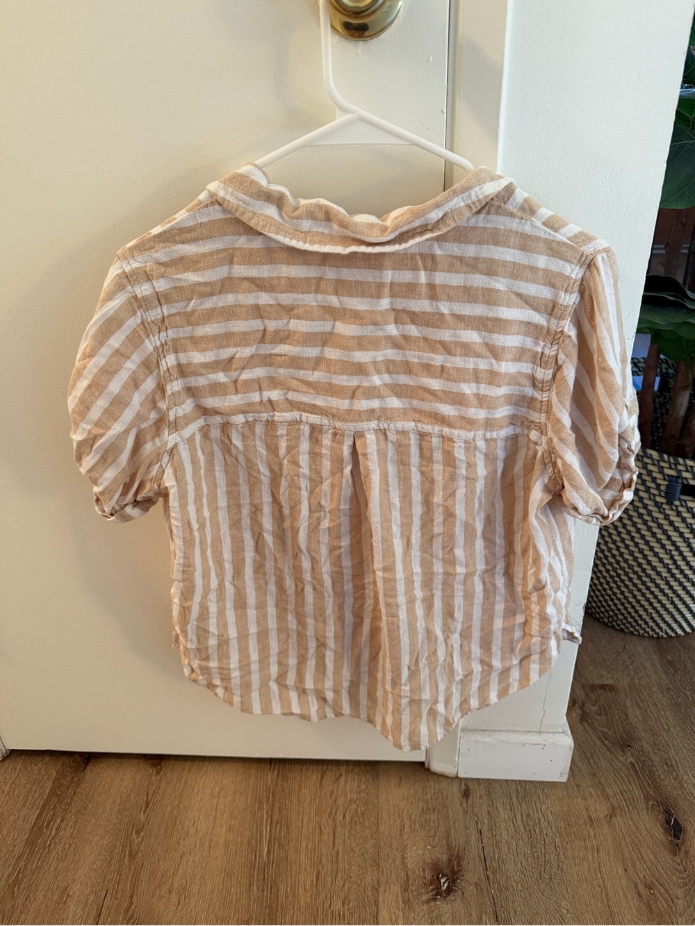 Universal Threads Button-Front Shirt - Picture 2 of 3